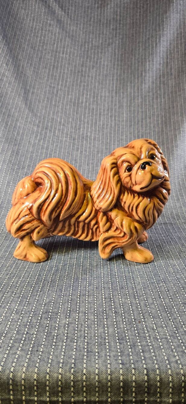 Vintage Porcelain Pekingese Dog